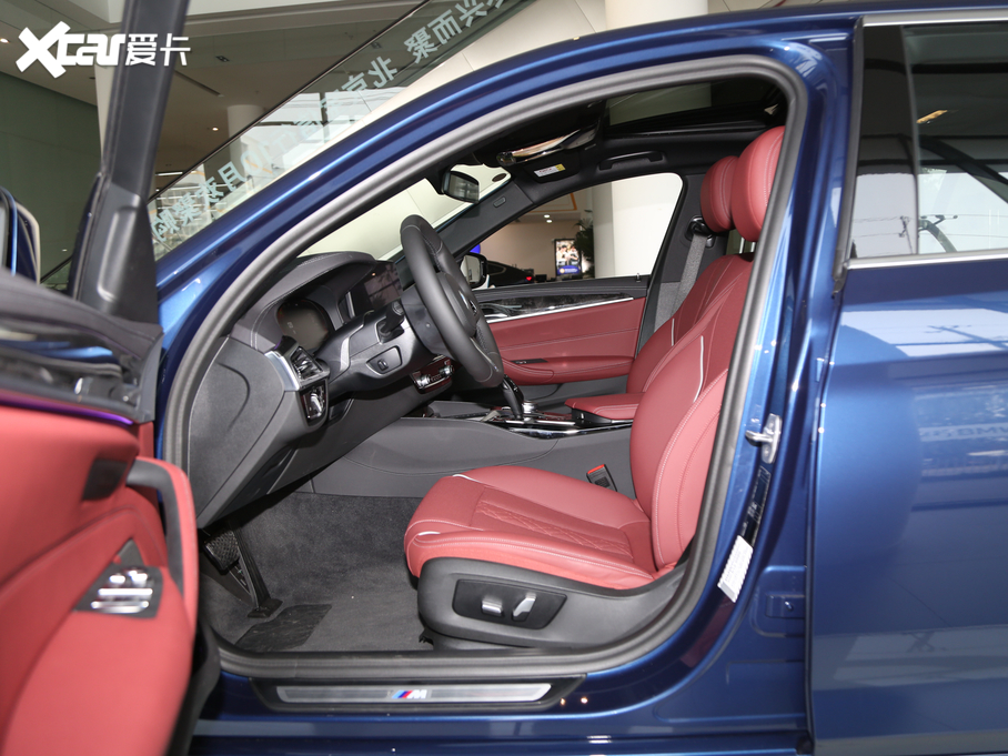 2021��R5ϵ 525Li M�\�����b