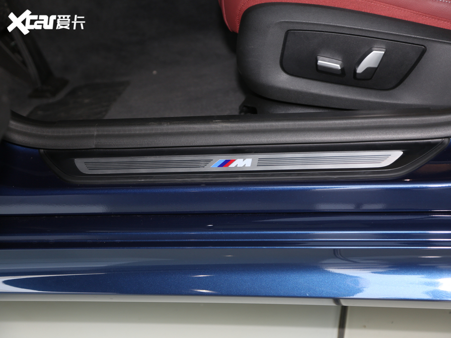 2021��R5ϵ 525Li M�\�����b