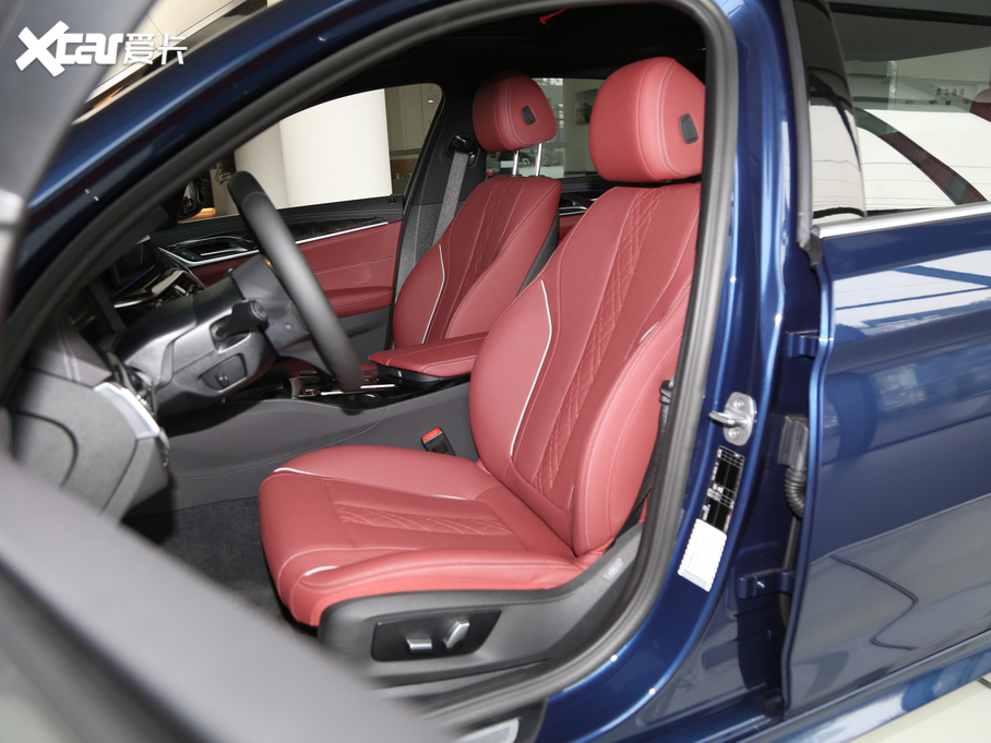 2021��R5ϵ 525Li M�\�����b