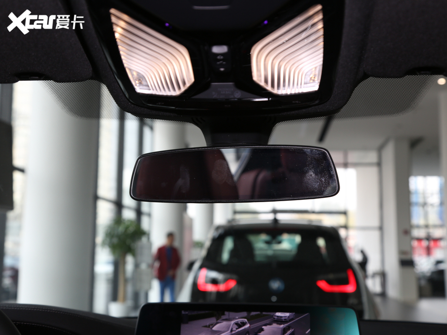 2021��R5ϵ 525Li M�\�����b