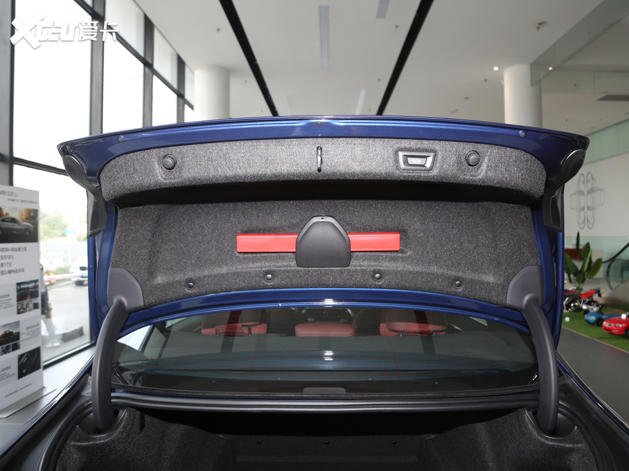 2021��R5ϵ 525Li M�\�����b