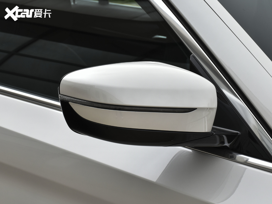 2021R5ϵ 530Li I M\b