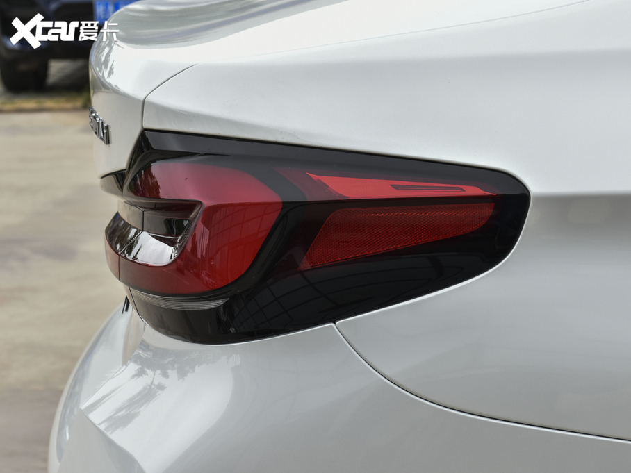 2021��R5ϵ 530Li �I���� M�\�����b