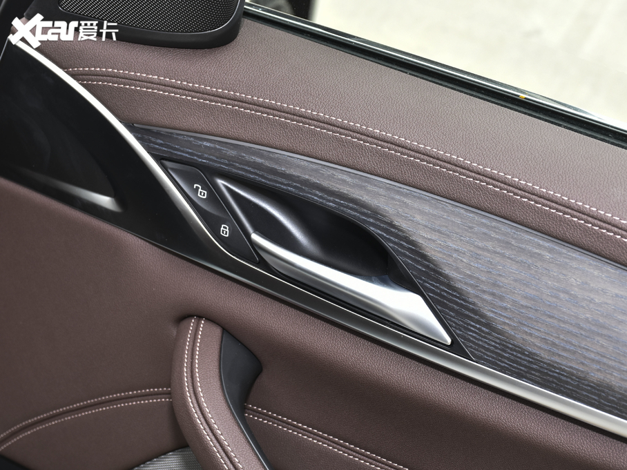 2021R5ϵ 530Li I M\b