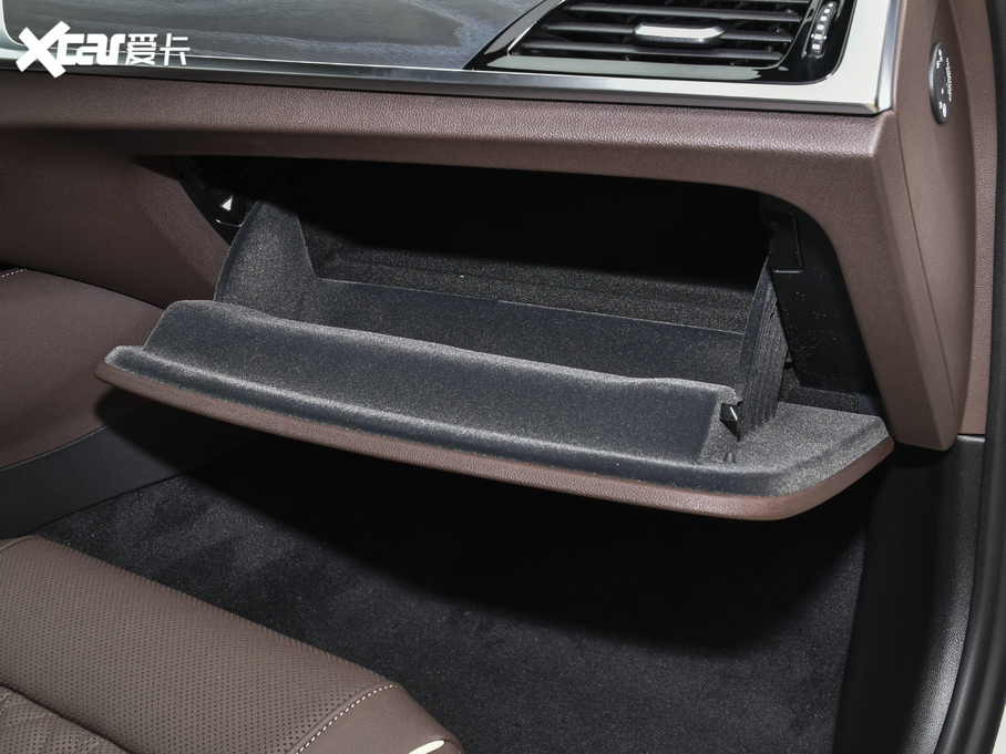 2021��R5ϵ 530Li �I���� M�\�����b