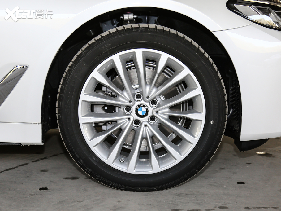 2021��R5ϵ 525Li ���A���b