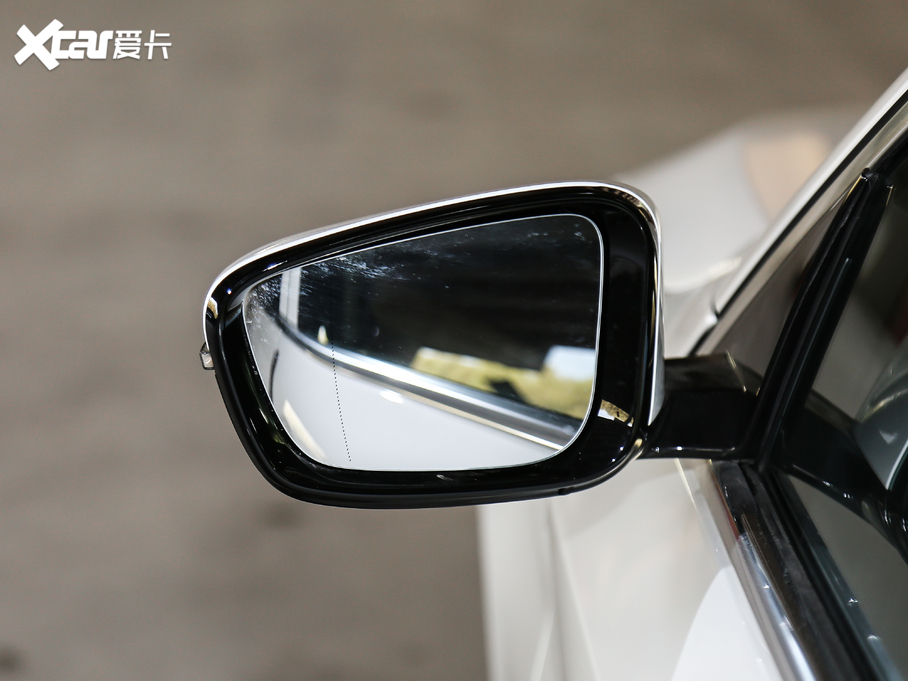 2021��R5ϵ 525Li ���A���b