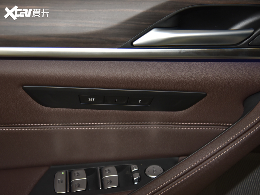 2021��R5ϵ 530Li �I���� ���A���b