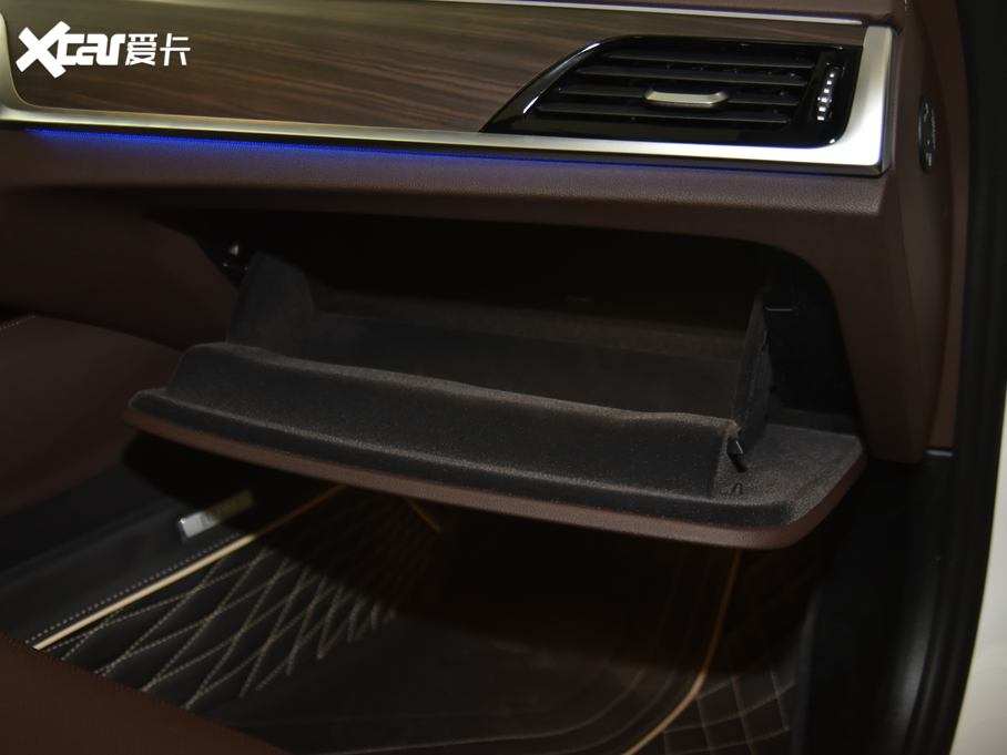 2021��R5ϵ 530Li �I���� ���A���b