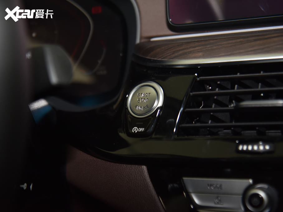 2021��R5ϵ 530Li �I���� ���A���b