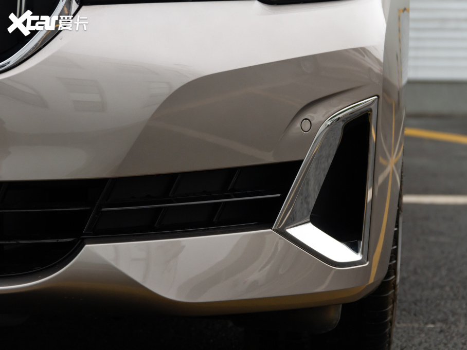 2021��R5ϵ 530Li ������ ���A���b