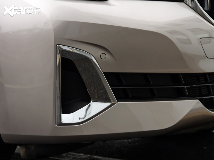 2021R5ϵ 530Li  Ab