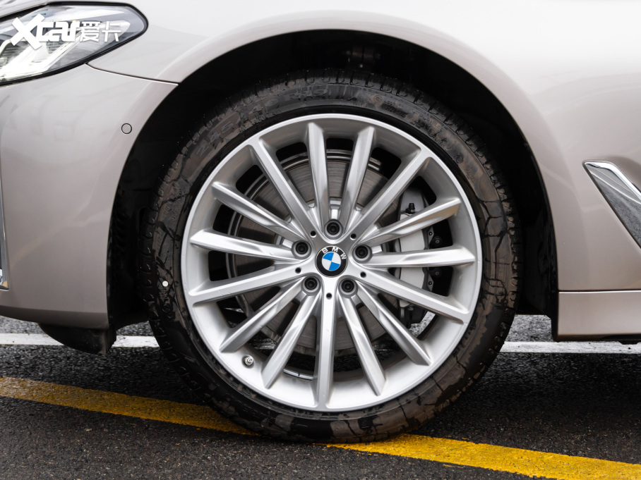 2021R5ϵ 530Li  Ab