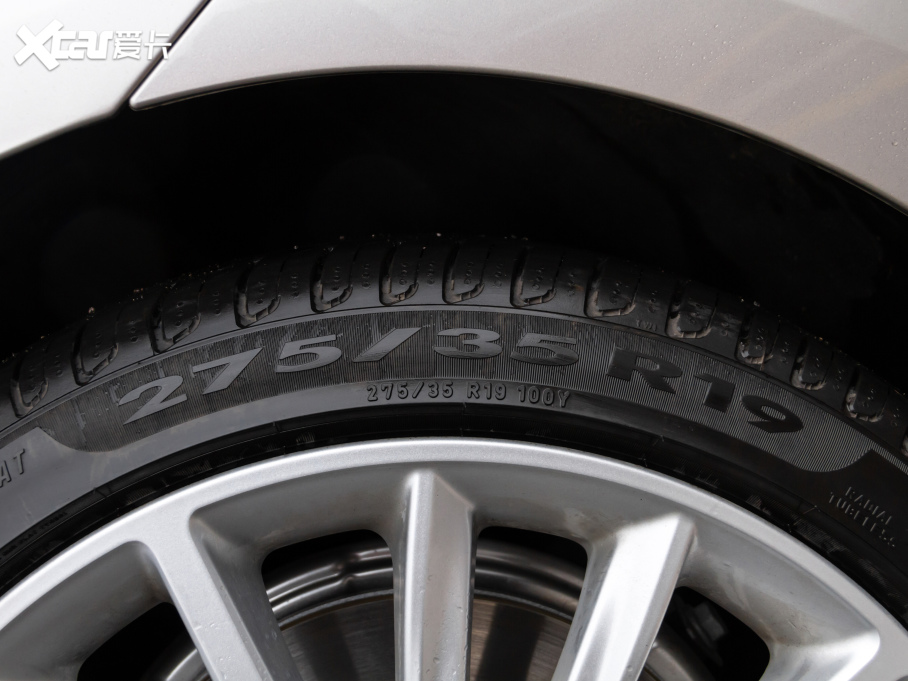 2021R5ϵ 530Li  Ab