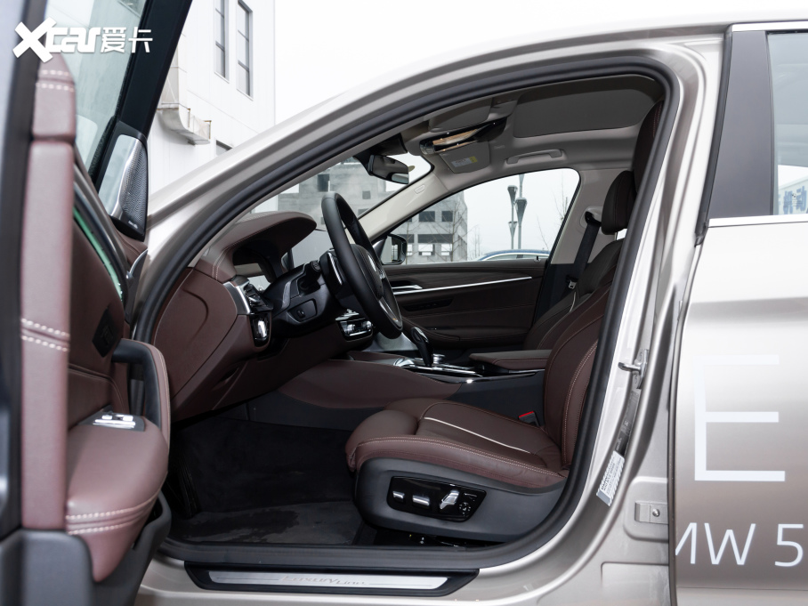 2021R5ϵ 530Li  Ab