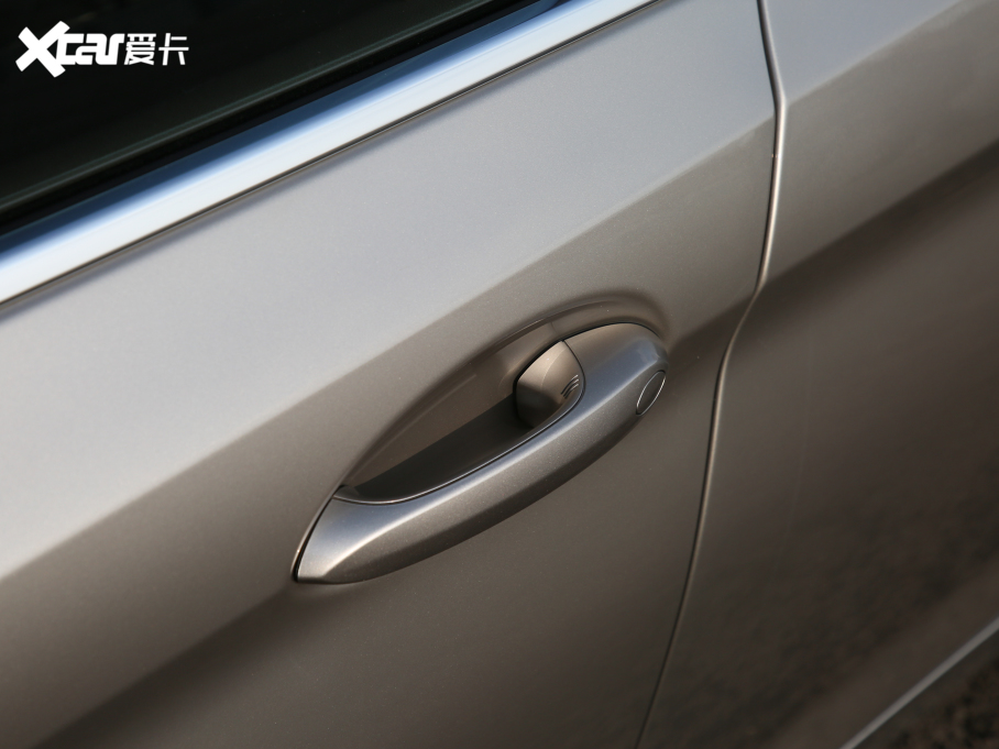 2021R5ϵ 530Li  Ab