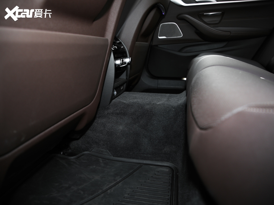 2021R5ϵ 530Li  Ab