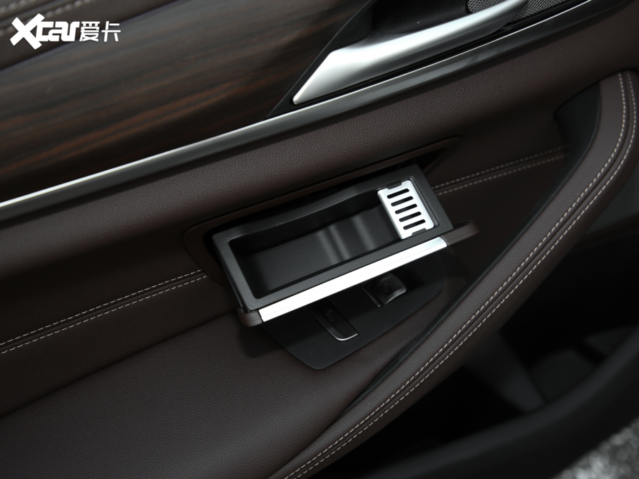 2021R5ϵ 530Li  Ab