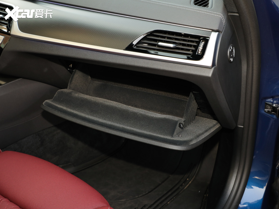 2021R5ϵ 530Li  M\(yn)(dng)b