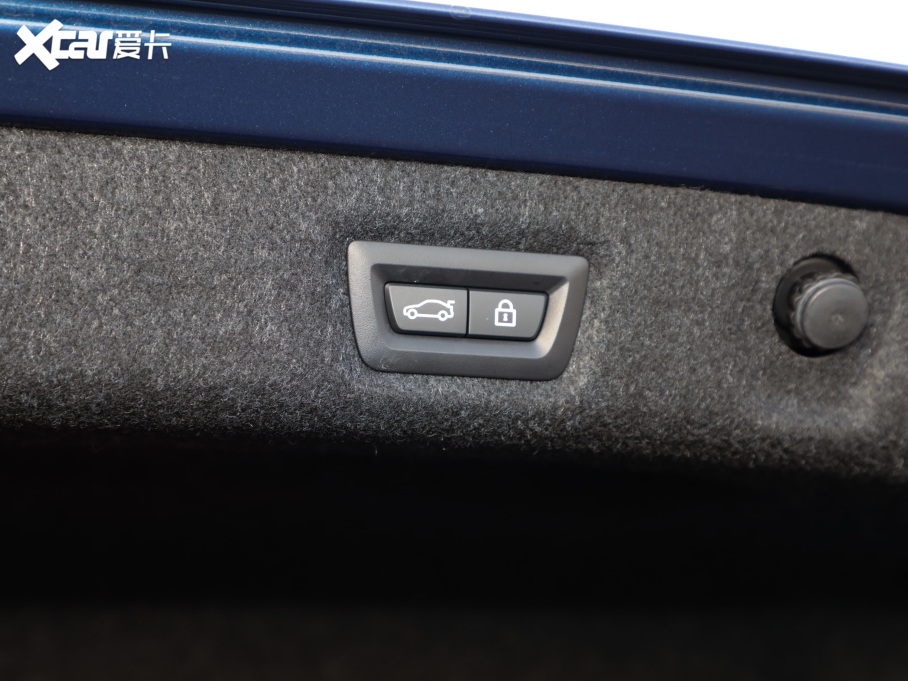 2021R5ϵ 530Li  M\(yn)(dng)b