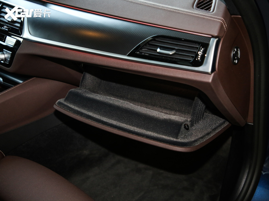 2021R5ϵ 530Li  M\b