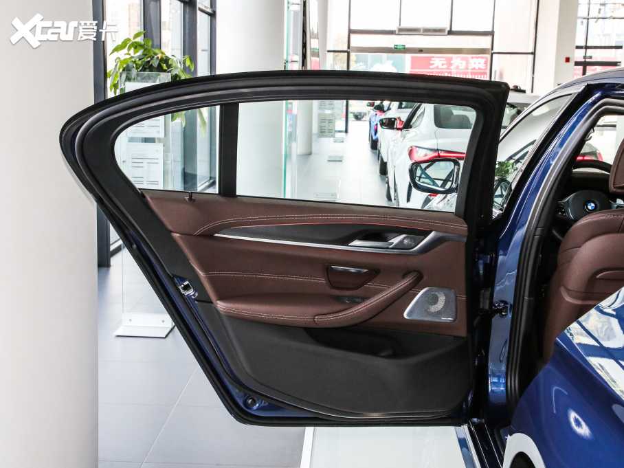 2021R5ϵ 530Li  M\b