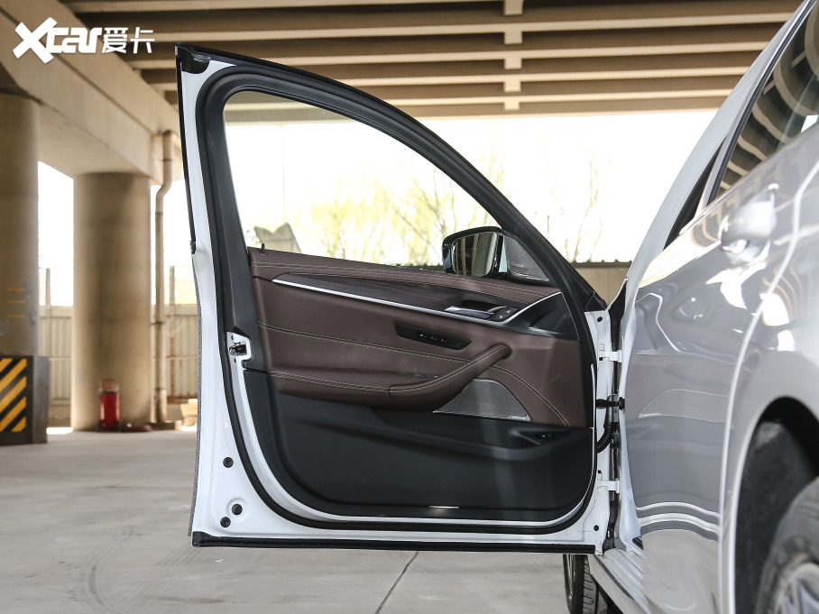 2021R5ϵ 530Li xDrive Ab