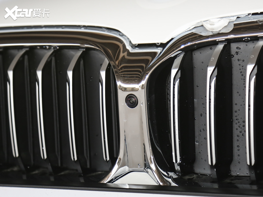 2021��R5ϵ 530Li xDrive M�\�����b