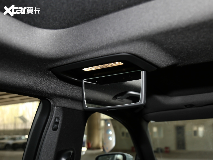 2021��R5ϵ 530Li xDrive M�\�����b