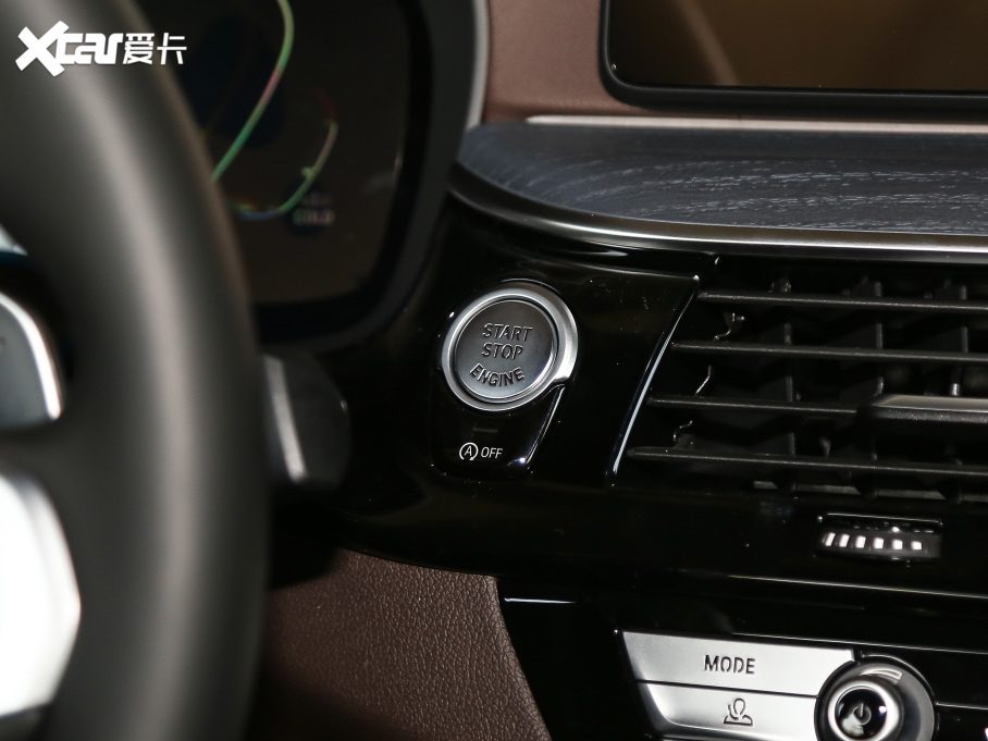 2021��R5ϵ 530Li xDrive M�\�����b