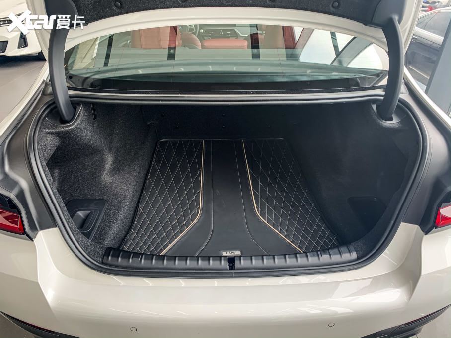 2021R5ϵ Ŀ 530Li I M\b