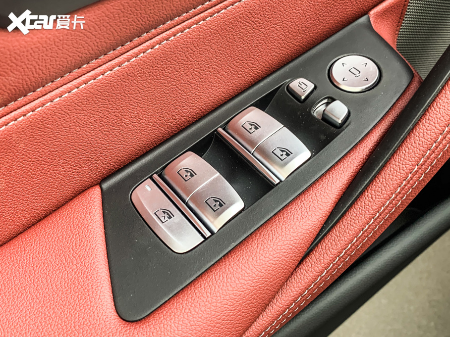 2021��R5ϵ �Ŀ� 530Li �I���� M�\�����b