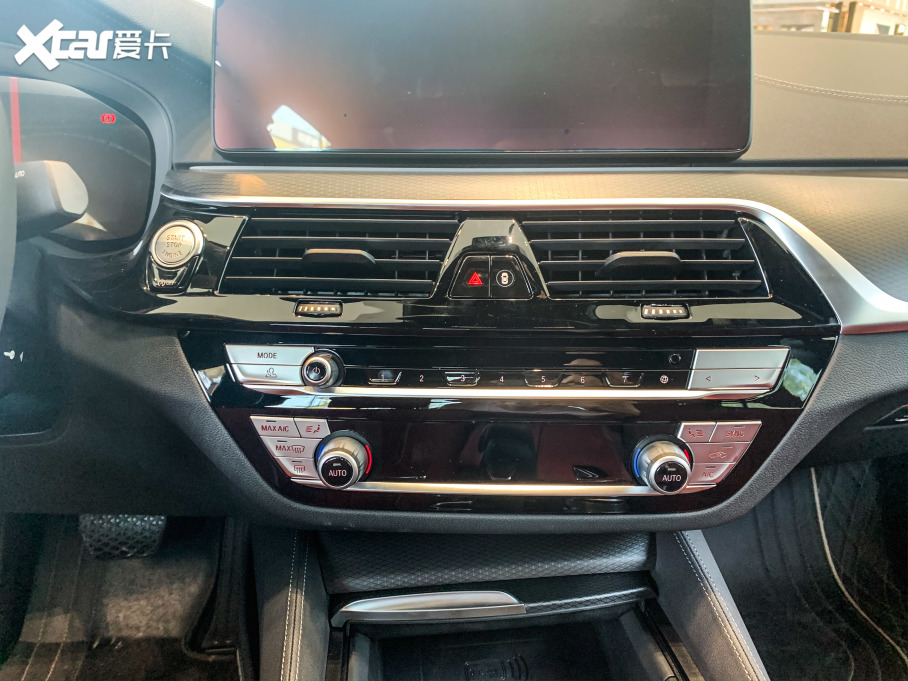 2021��R5ϵ �Ŀ� 530Li ������ M�\�����b