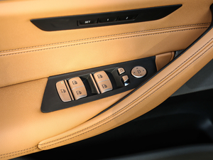 2021530Li I M\b п؅^