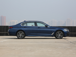 【2021款宝马5系 530li 领先型 m运动套装图片】_外观图片-爱卡汽车