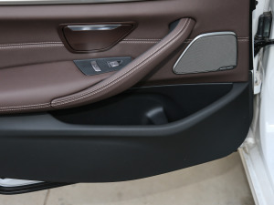 2021530Li xDrive Ab g