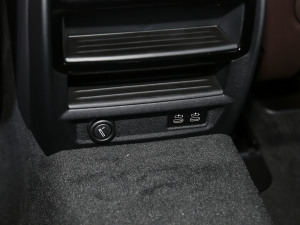 2021530Li xDrive Ab g