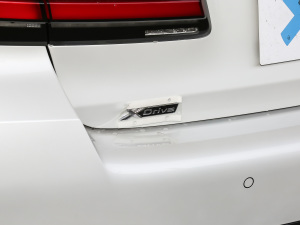 2021530Li xDrive M\b ^