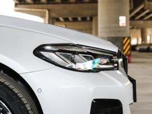 2021530Li xDrive M\b ^