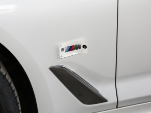 2021530Li xDrive M\b ^