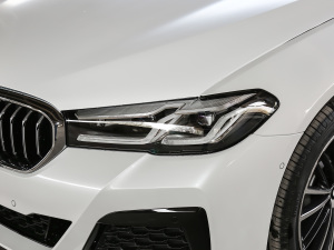 2021530Li xDrive M\b ^