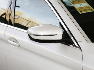 2021530Li xDrive M\b ^