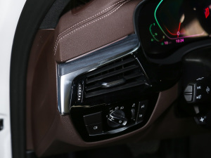 2021530Li xDrive M\(yn)(dng)b g