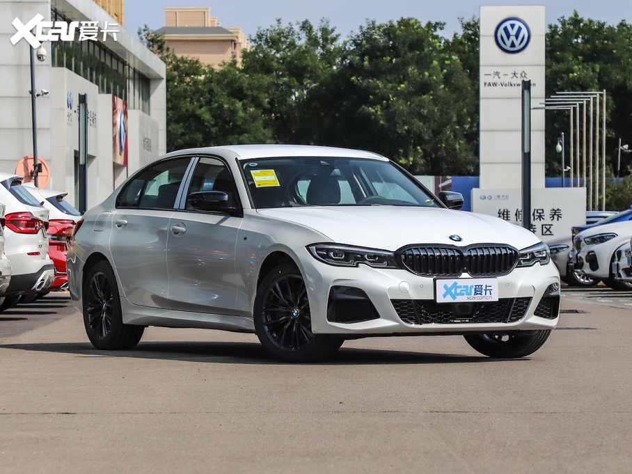 2021R3ϵ 330Li xDrive M\ҹb