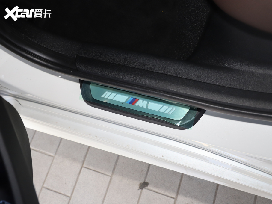 2021R3ϵ 330Li xDrive M\(yn)(dng)ҹb