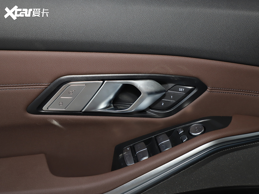 2021R3ϵ 330Li xDrive M\(yn)(dng)ҹb