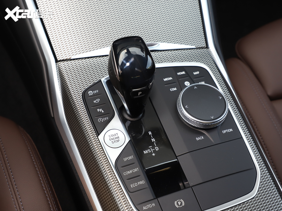 2021R3ϵ 330Li xDrive M\ҹb