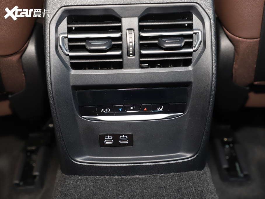 2021R3ϵ 330Li xDrive M\ҹb