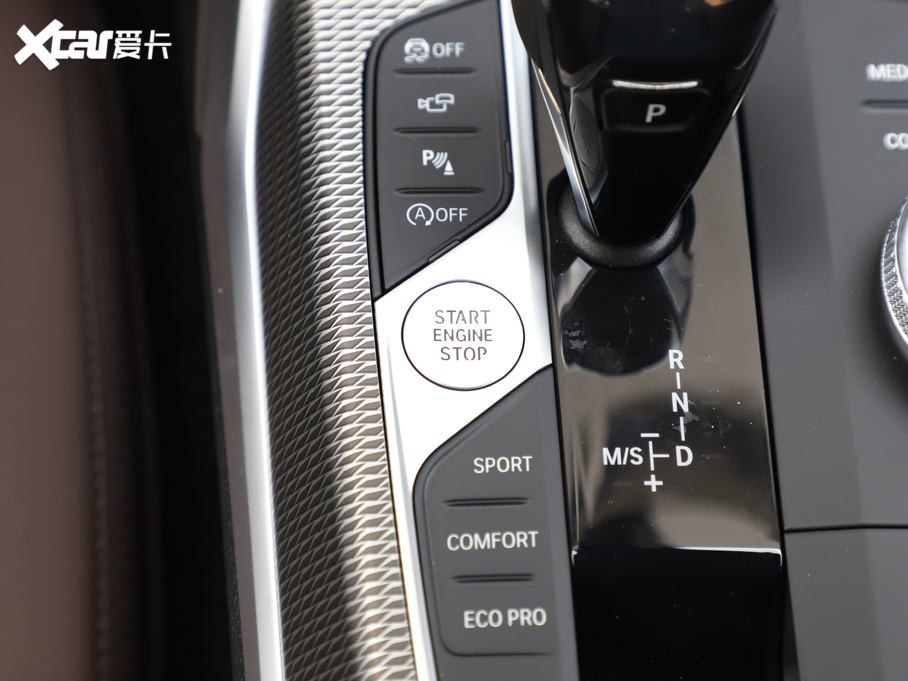 2021R3ϵ 330Li xDrive M\(yn)(dng)ҹb