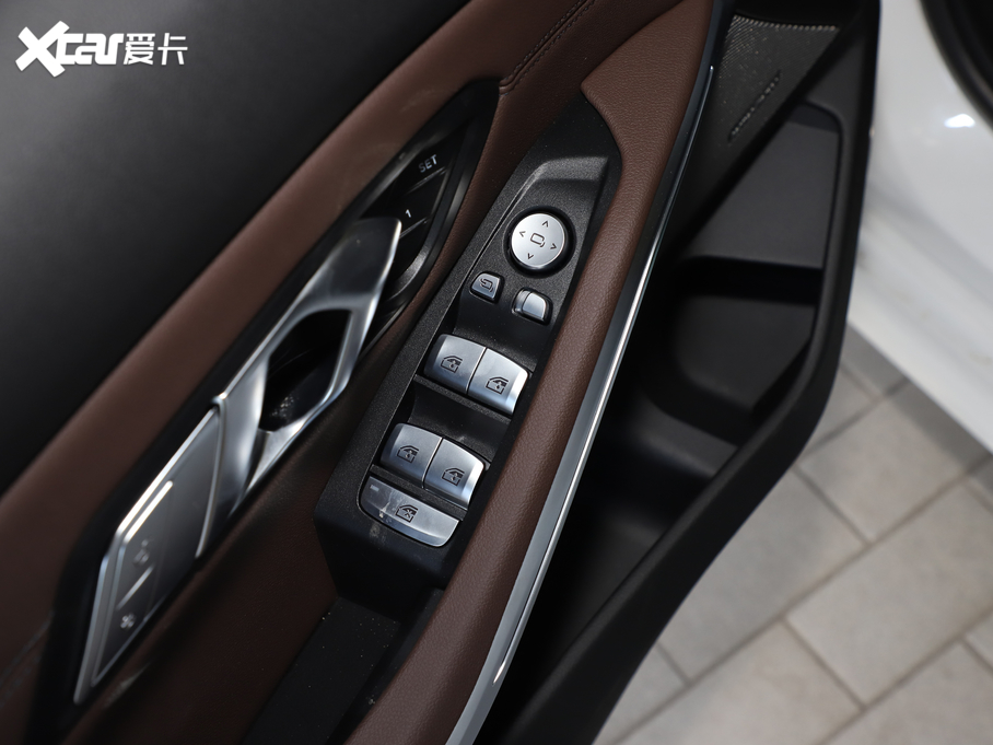 2021R3ϵ 330Li xDrive M\(yn)(dng)ҹb